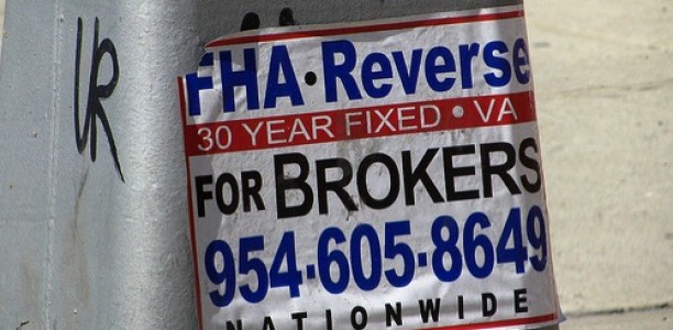 #sliderCaption196 FHA Minimum Credit Score